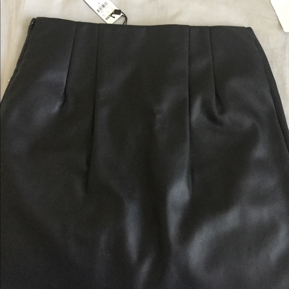 Rhinestone mini skirt - Picture 2 of 2
